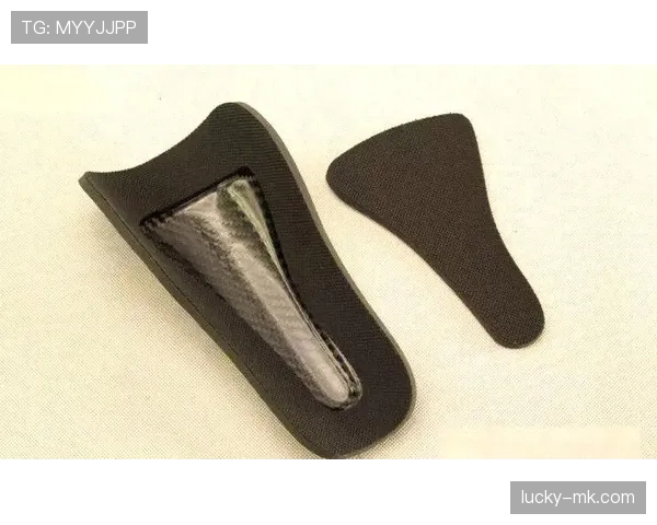 护腿板规则：裁判检验标准与袜子覆盖要求