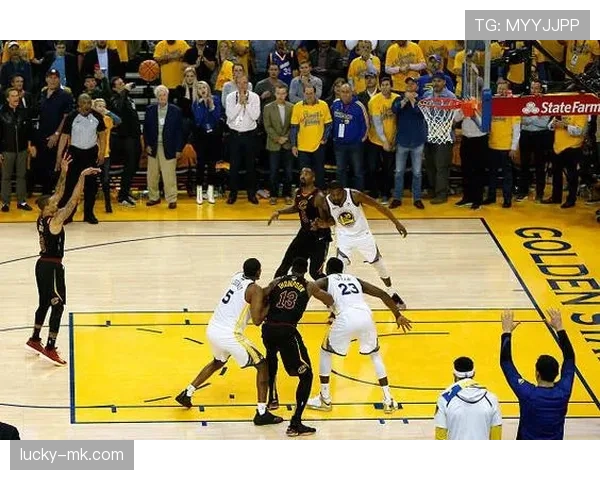NBA与FIBA罚球规则的5个关键区别，裁判判罚时如何应用？